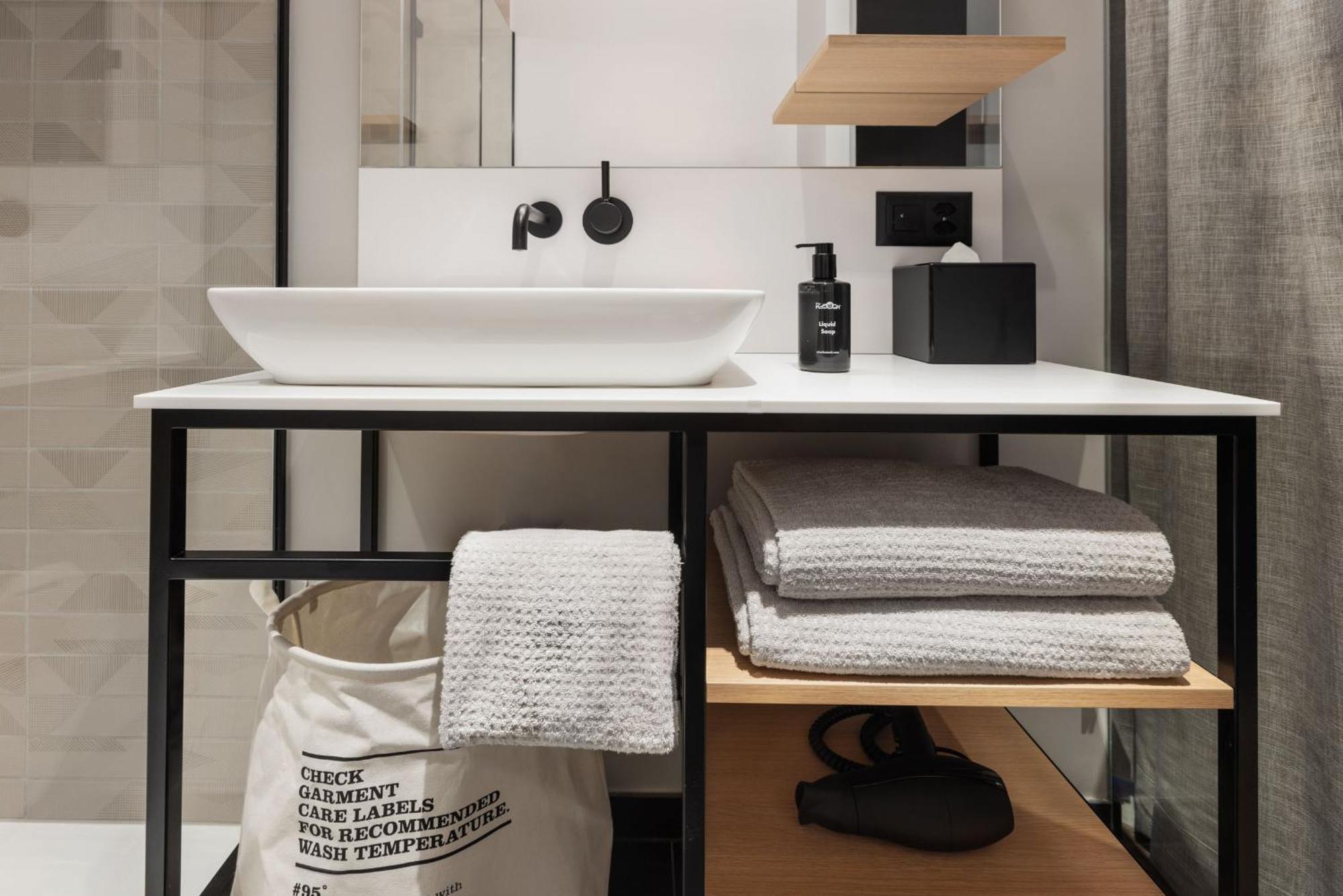 Stay Kooook Geneva City - Online Check In New Opening エクステリア 写真
